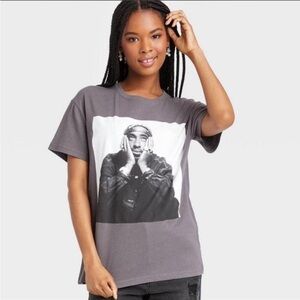 Grey Tupac graphic tee Size M